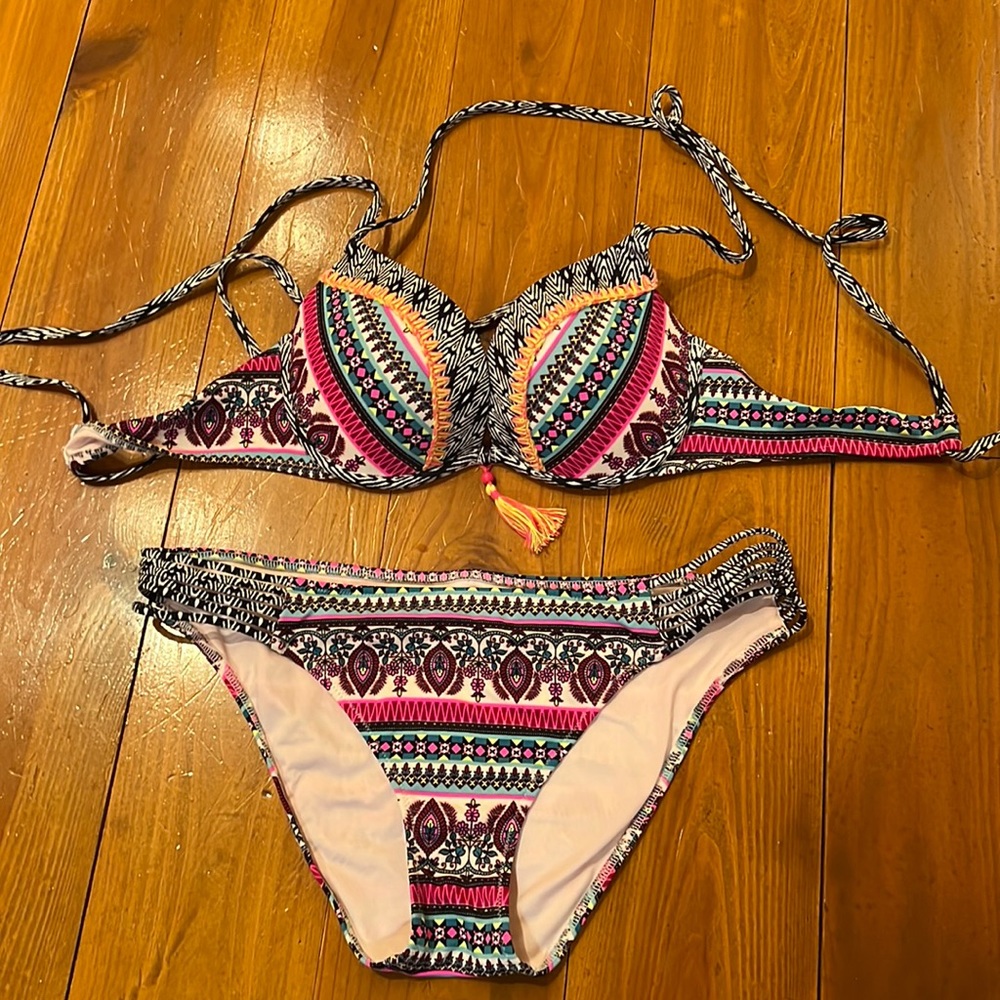 Shade & Shore Swimsuit EUC